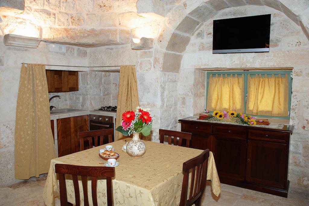 فندق Trulli Boccadoro أوستوني الغرفة الصورة